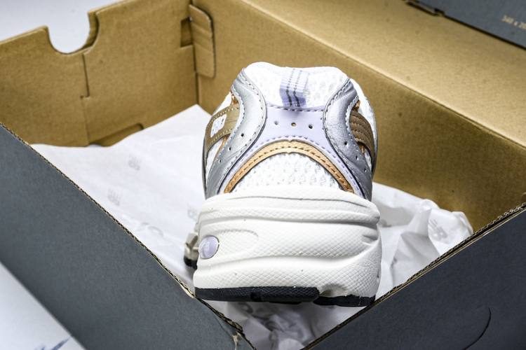  New Balance 530 MR530ZG