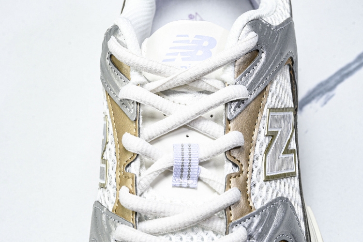  New Balance 530 MR530ZG