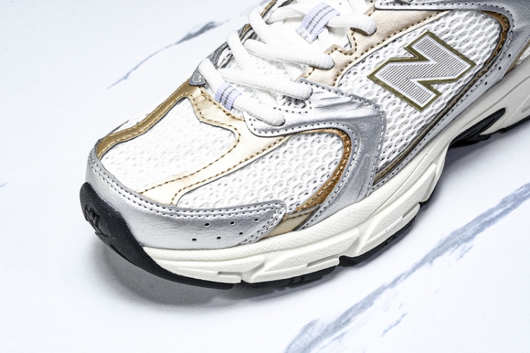  New Balance 530 MR530ZG