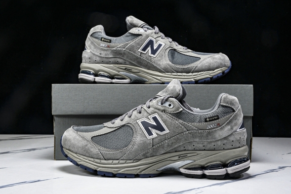 New Balance 2002R M2002RXC 