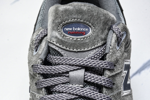 New Balance 2002R M2002RXC 