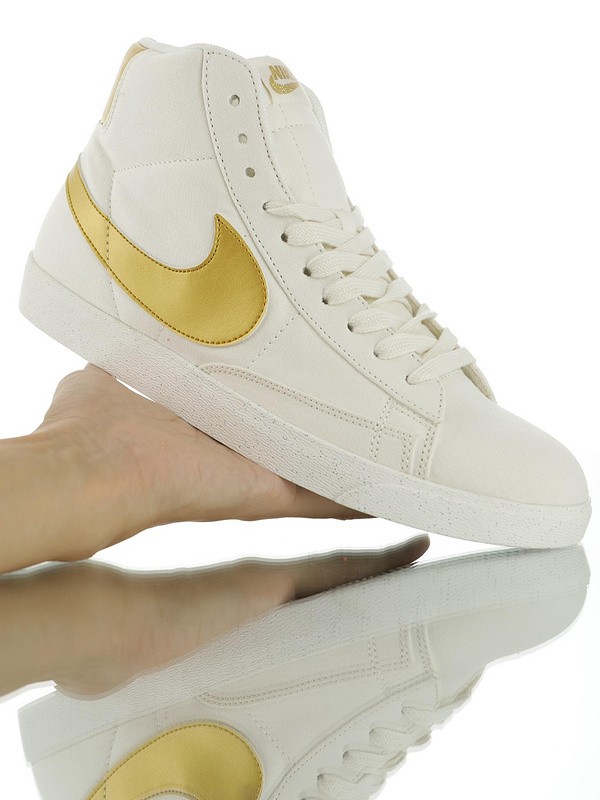 ​​Nike Blazer Mid CD8233-103