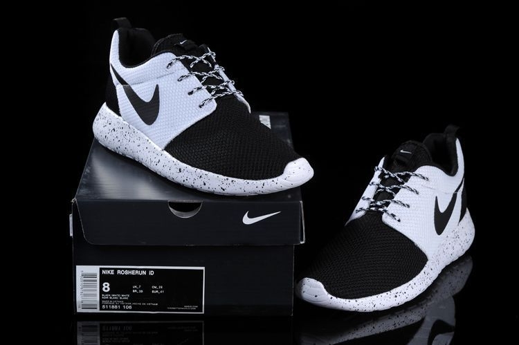 Nike Roshe Run ID  Black/White