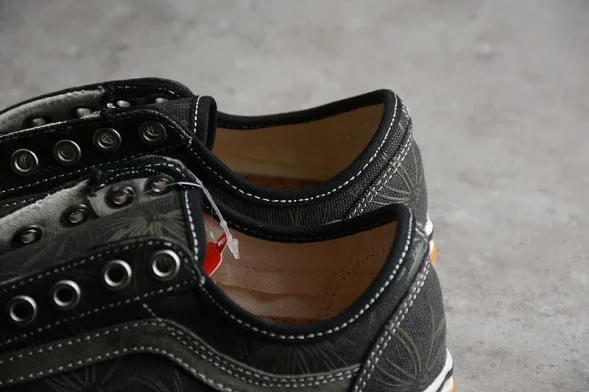 Vans Style 36 Decon VN0A5HYRB9A 