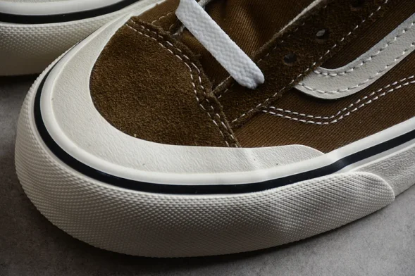 Vans Style 36 Decon VN0A5HYRB9A 