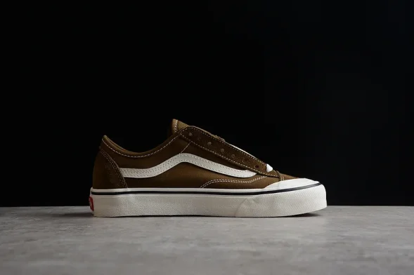Vans Style 36 Decon VN0A5HYRB9A 