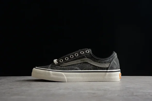 Vans Style 36 Decon VN0A5HYRB9A 