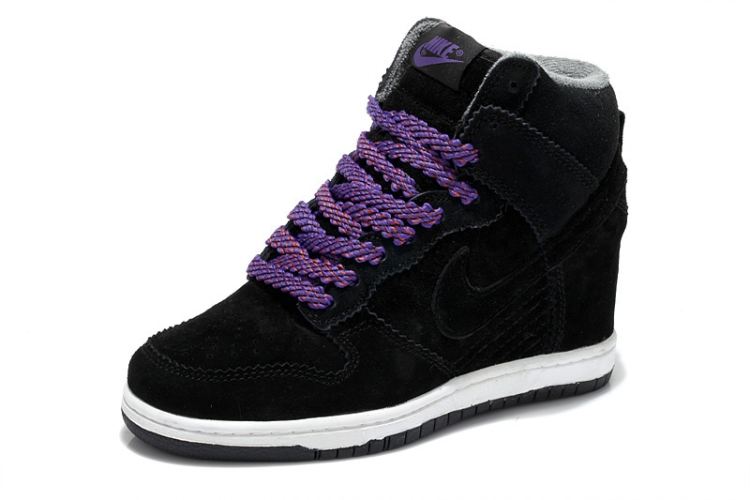 WMNS Nike Dunk Sky Hi SB 