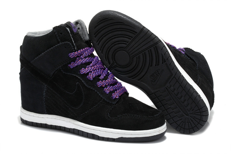 WMNS Nike Dunk Sky Hi SB 