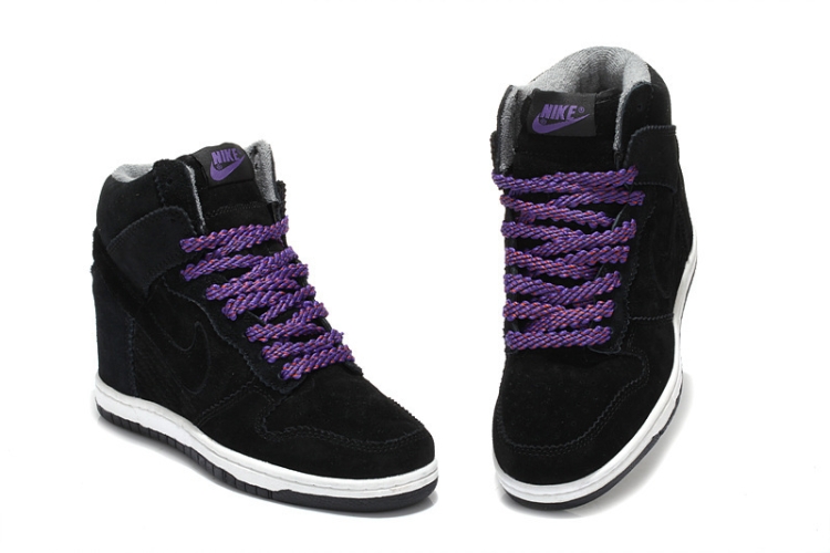 WMNS Nike Dunk Sky Hi SB 