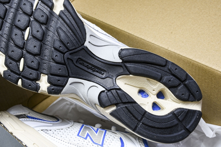  New Balance 530 MR530EA