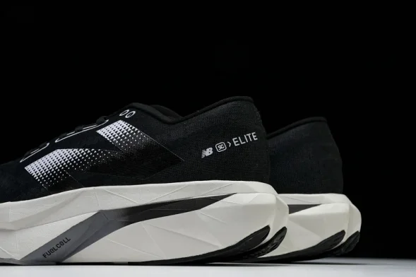 New Balance FuelCell Rebel V4 MFCPZSD 