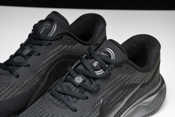 Nike Journey Run FN0228-002 