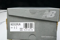 New Balance 2002R M2002RJN