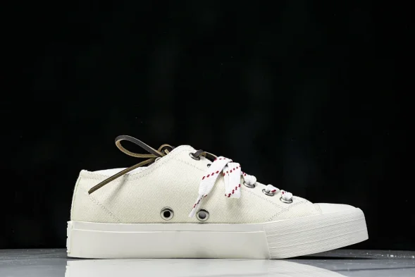 Miu Miu Calzature Uomo Garara group 