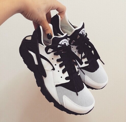 Nike Air Huarache 634835-101