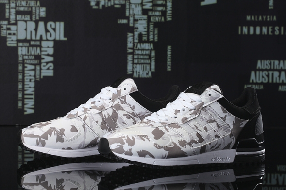  Adidas Originals ZX 700 