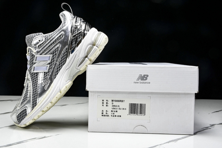  New Balance 1906  M1906RBT