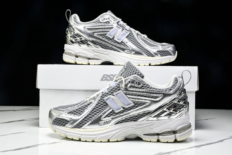  New Balance 1906  M1906RBT