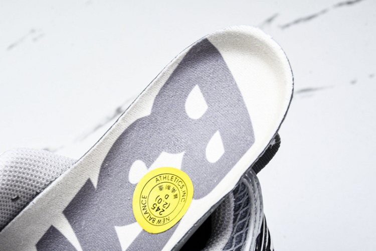  New Balance 1906  M1906RBT