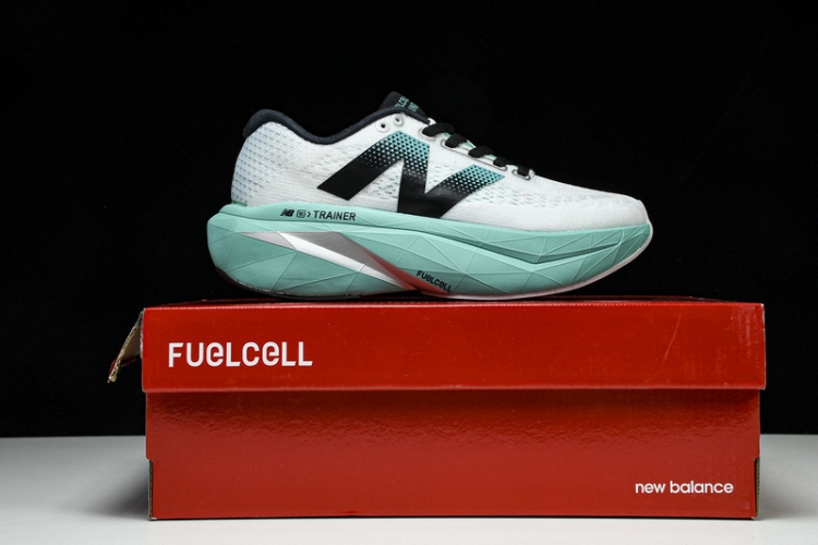  New Balance FuelCell Rebel V4 MFCXLK3