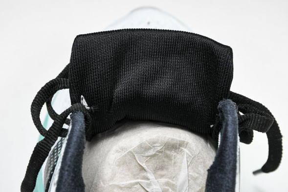 New Balance FuelCell Rebel V4 MFCXLK3 