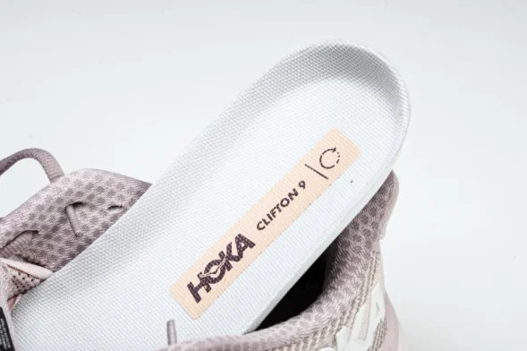Hoka Clifton 9 1127896 PMPW 