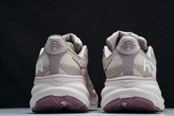 Hoka Clifton 9 1127896 PMPW 