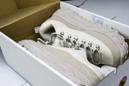 Hoka Tor Summit 1147952 OLK