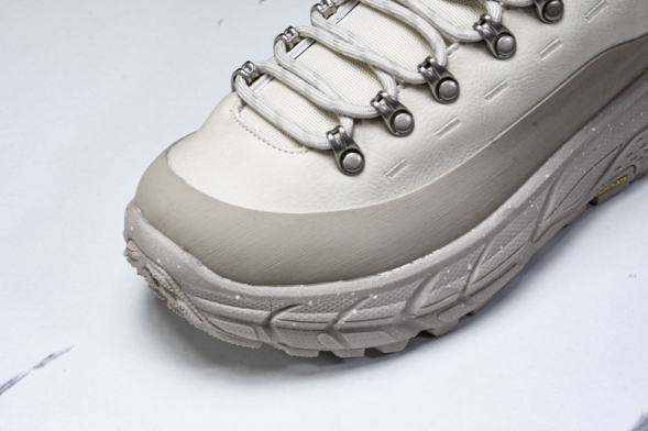 Hoka Tor Summit 1147952 OLK 