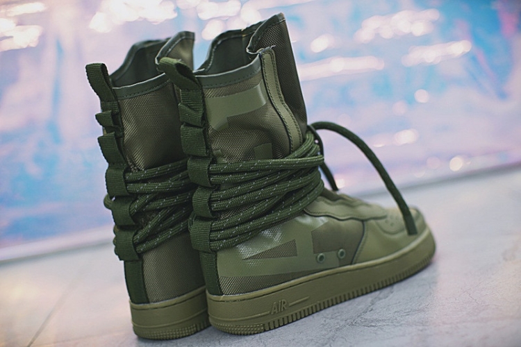 Nike SF Air Force 1 High Boot AA1128-201