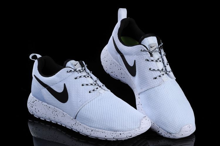 Nike Roshe Run ID  Black/White Черно белые