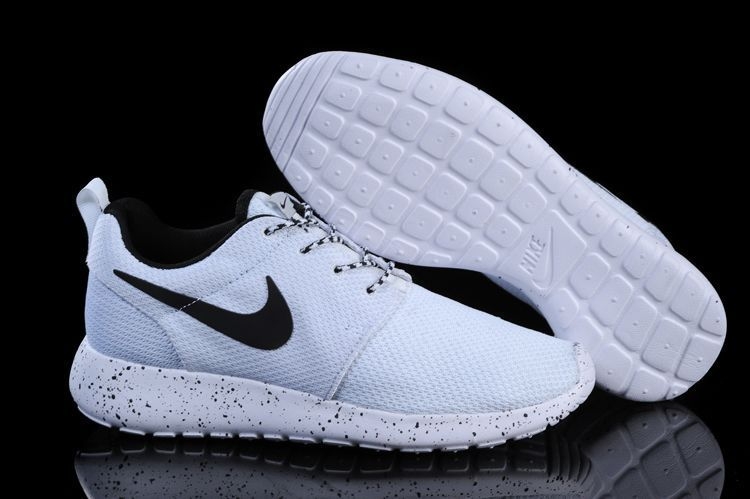 Nike Roshe Run ID  Black/White Черно белые