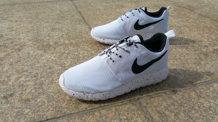 Nike Roshe Run ID  Black/White Черно белые