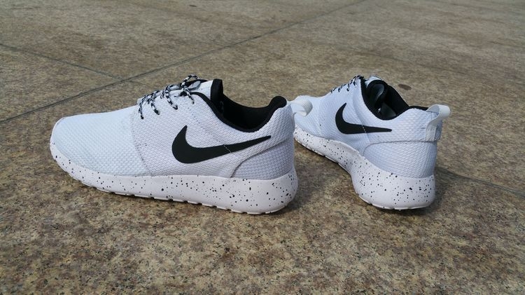 Nike Roshe Run ID  Black/White Черно белые