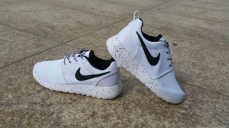 Nike Roshe Run ID  Black/White Черно белые