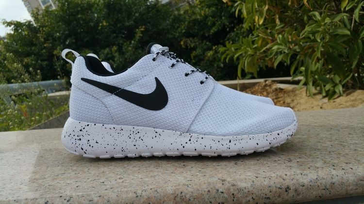 Nike Roshe Run ID  Black/White Черно белые