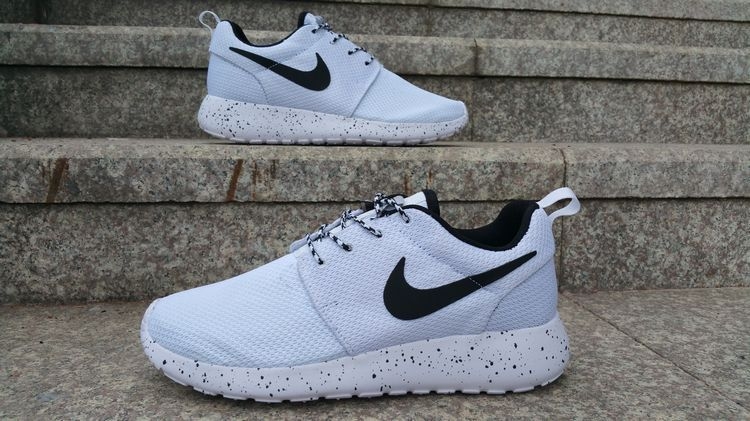 Nike Roshe Run ID  Black/White Черно белые