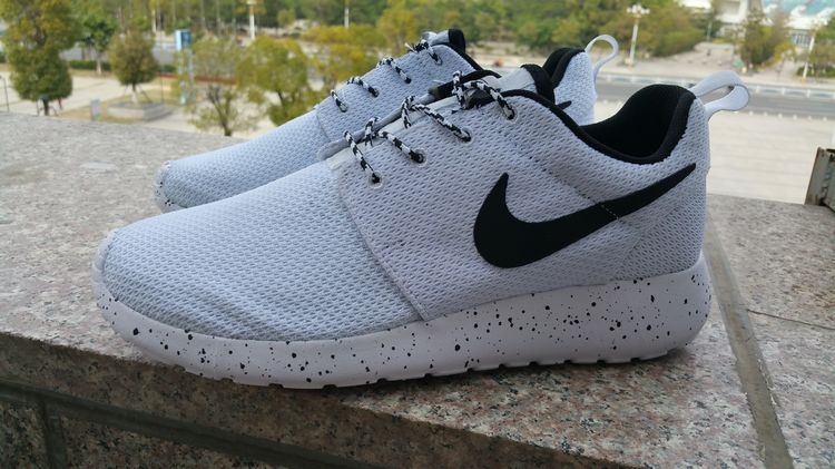 Nike Roshe Run ID  Black/White Черно белые