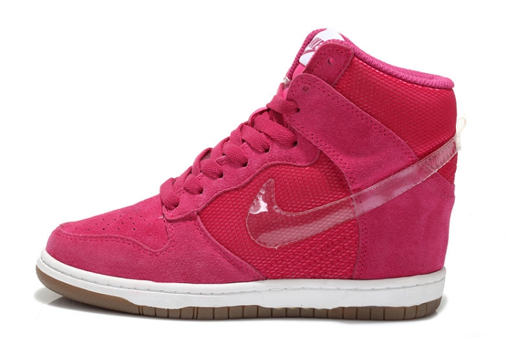 WMNS Nike Dunk Sky Hi SB 