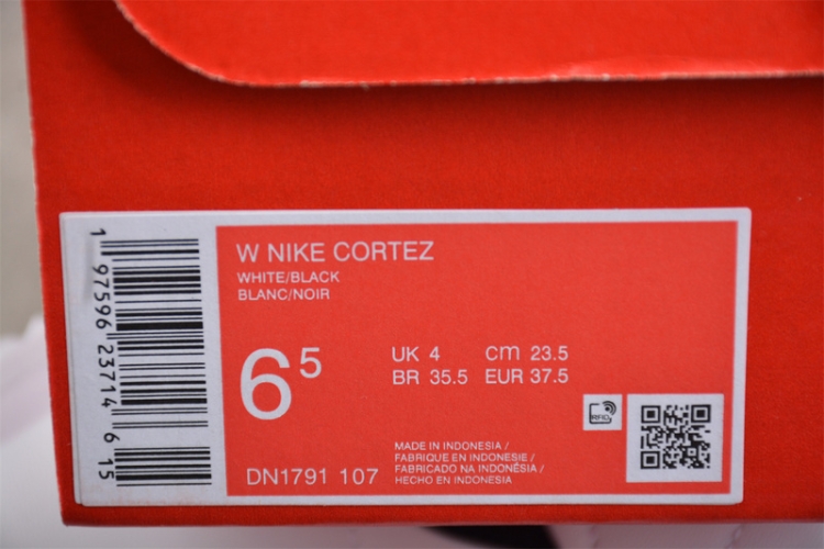  Nike Cortez Classic Leather DM4044-105