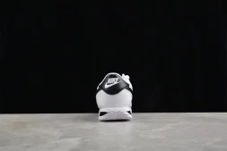 Nike Cortez Classic Leather DM4044-105