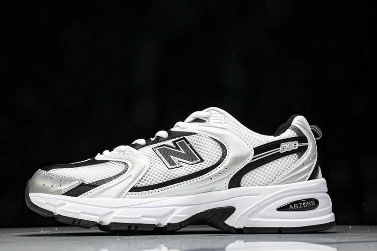  New Balance 530 MR530LB