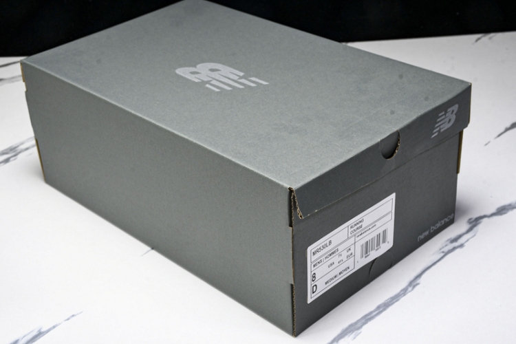  New Balance 530 MR530LB