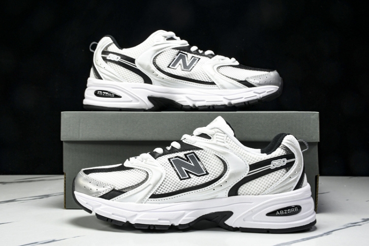  New Balance 530 MR530LB