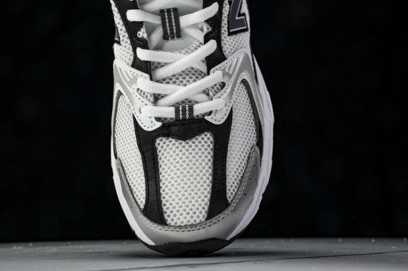 New Balance 530 MR530LB 