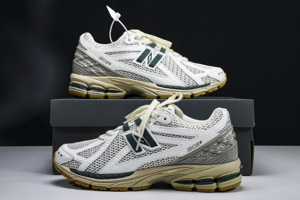 New Balance 1906  M1906RQ  