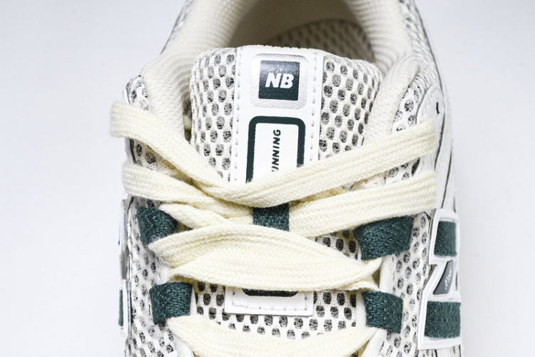  New Balance 1906  M1906RQ 