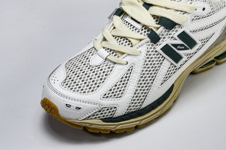  New Balance 1906  M1906RQ 
