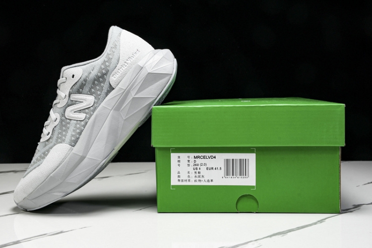  New Balance FuelCell Rebel V4 MRCELVD4